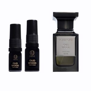 Tom Ford Oud Wood – luxusní dřevitě-orientální parfém unisex s tóny oudu, santalového dřeva a ambry. Sofistikovaný a hřejivý doplněk.